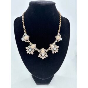 Vintage Statement Necklace Bib Peach Neutral Aurora Borealis‎